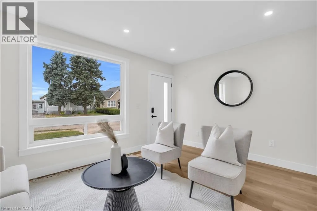 45 NORFOLK Avenue