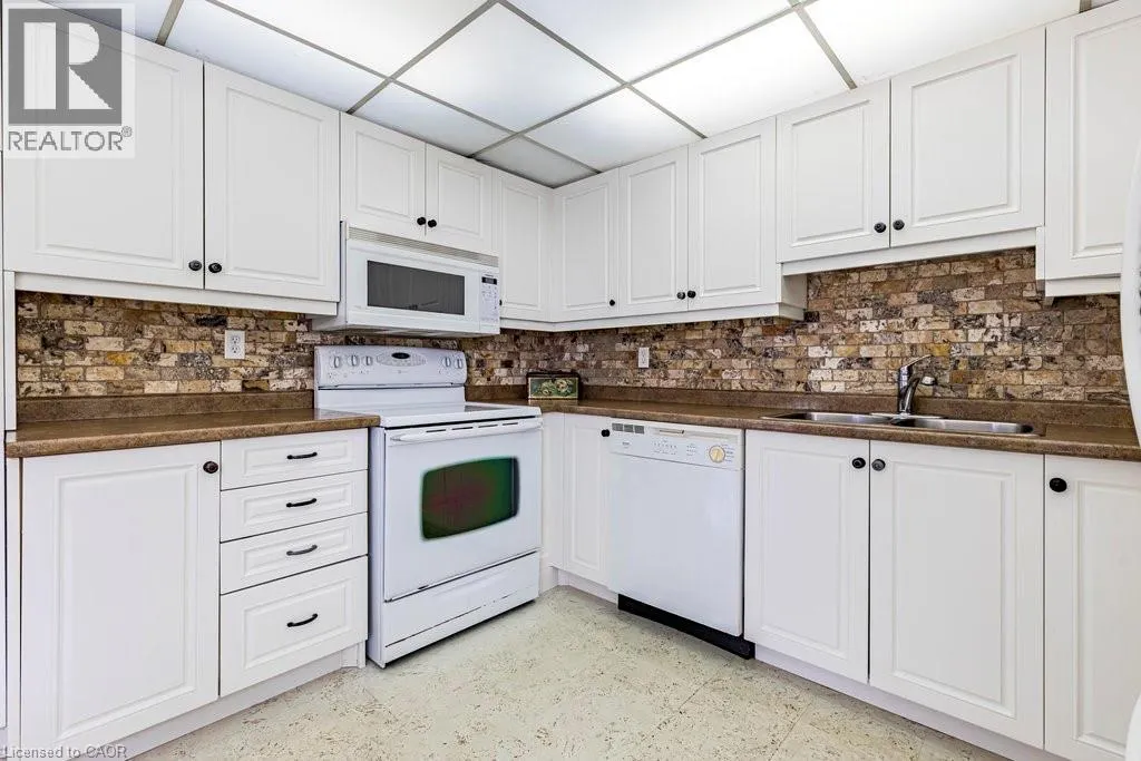5080 PINEDALE Avenue Unit# 209, #209