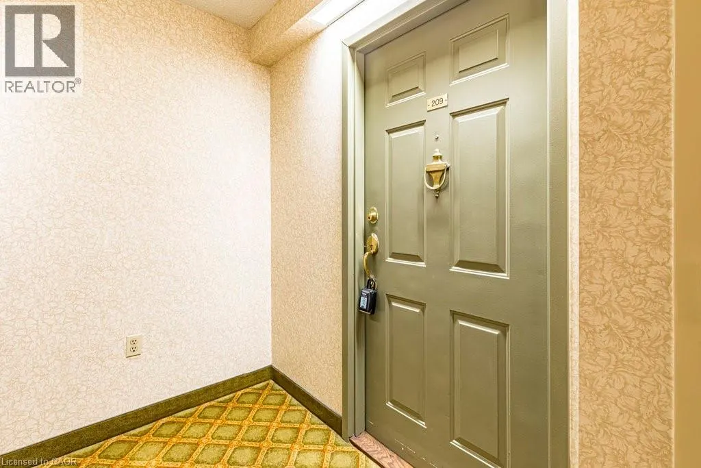 5080 PINEDALE Avenue Unit# 209, #209