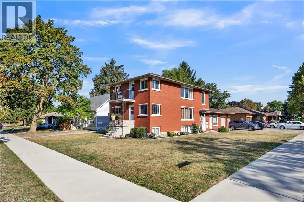 434 GREENFIELD Avenue Unit# 3, #3