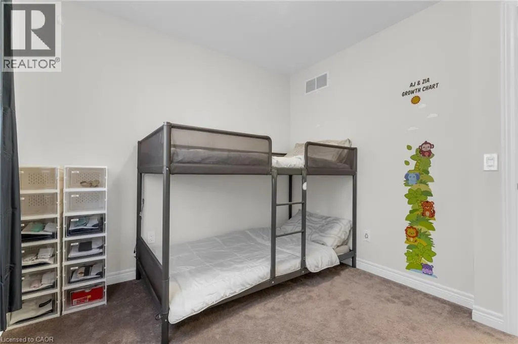 19 PICARDY Drive Unit# 15, #15