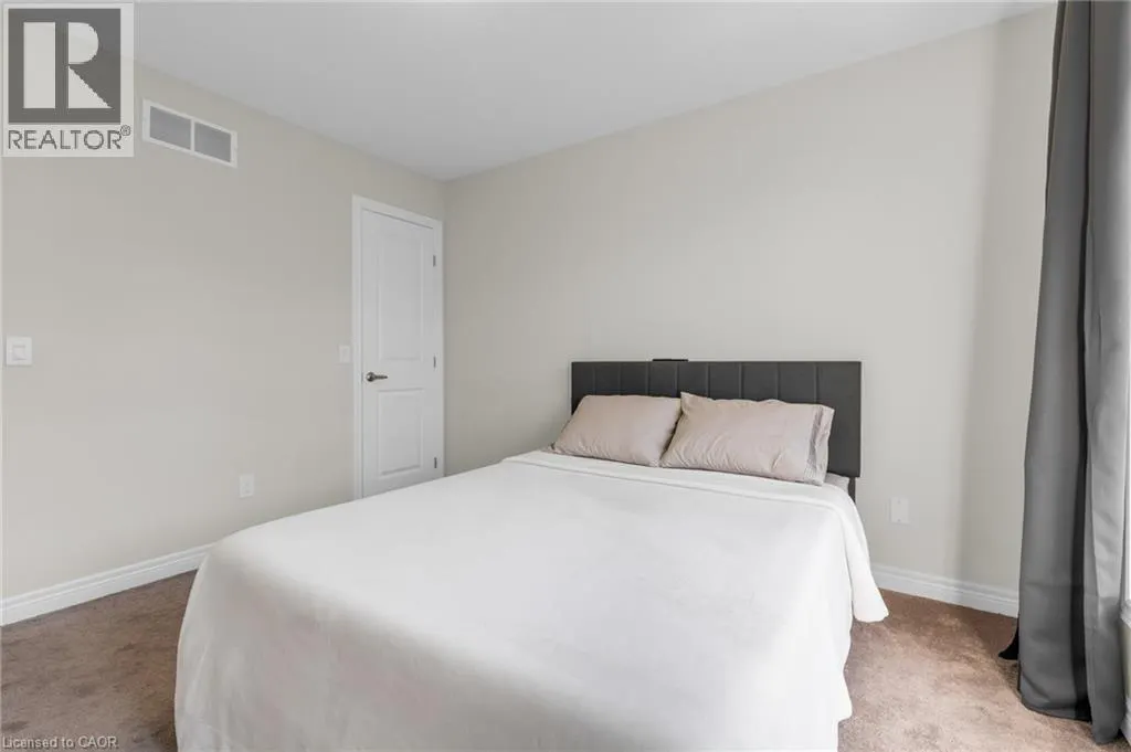 19 PICARDY Drive Unit# 15, #15