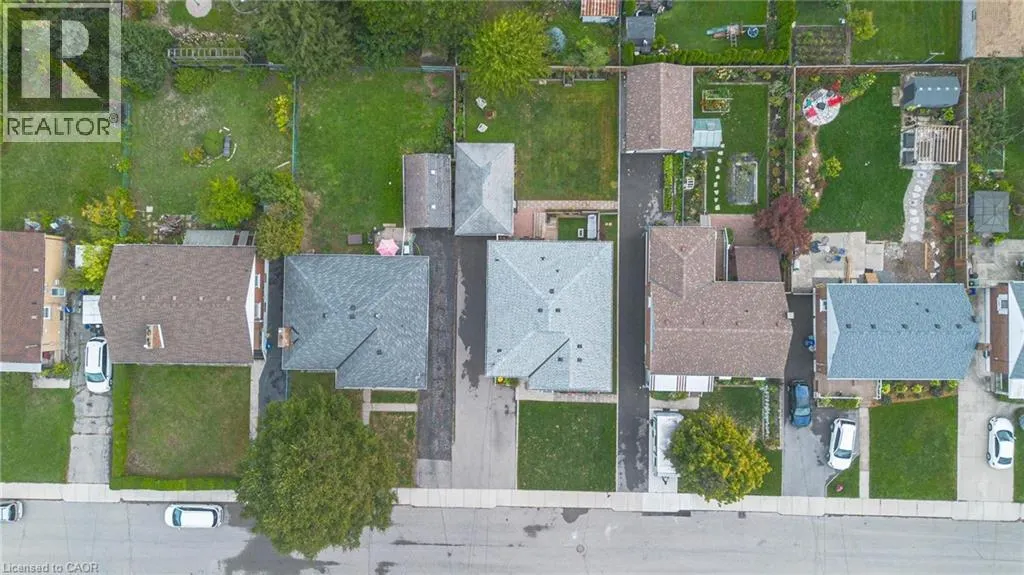 75 CLOVERDALE Avenue