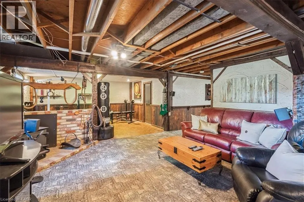 1424 ALFRED Crescent