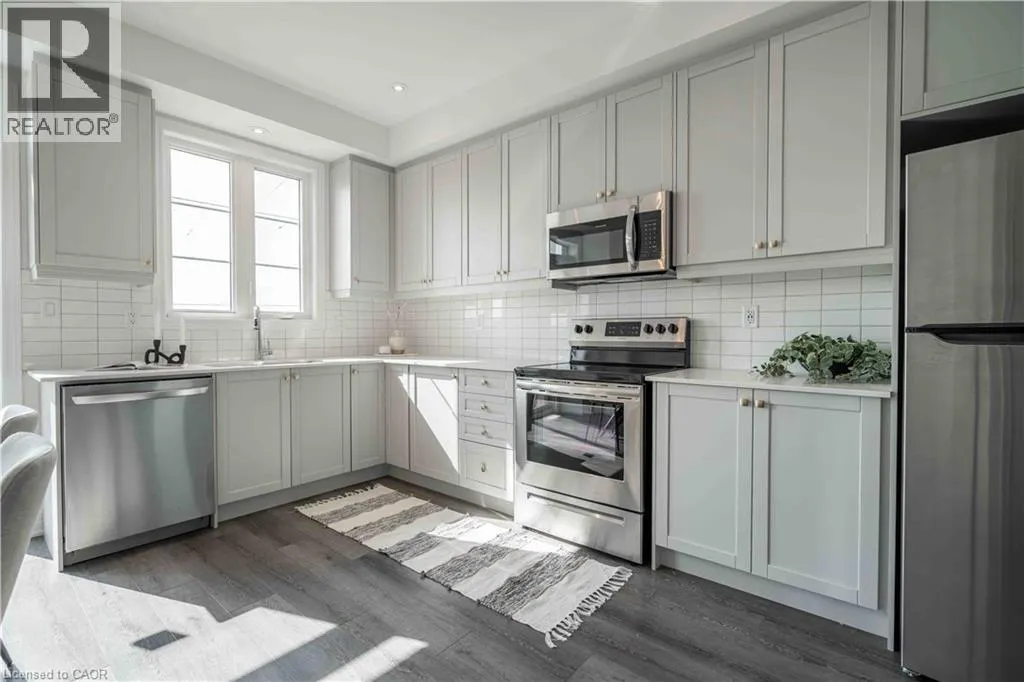 120 COURT Drive Unit# 53, #53