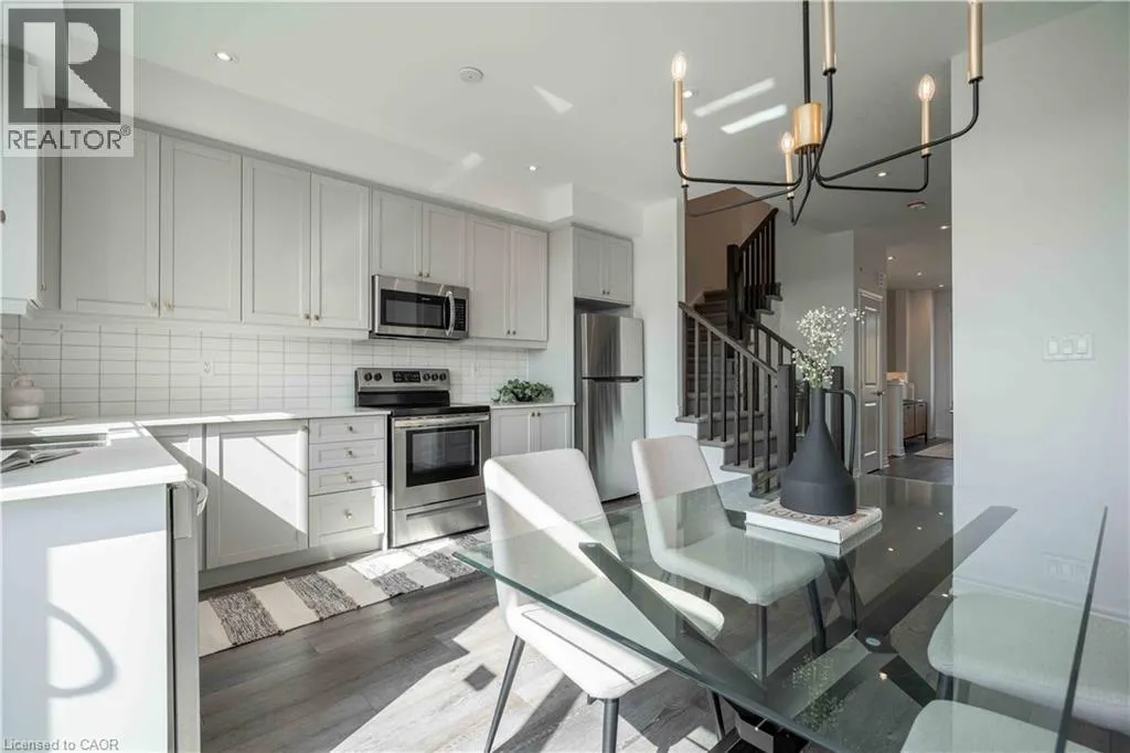 120 COURT Drive Unit# 53, #53