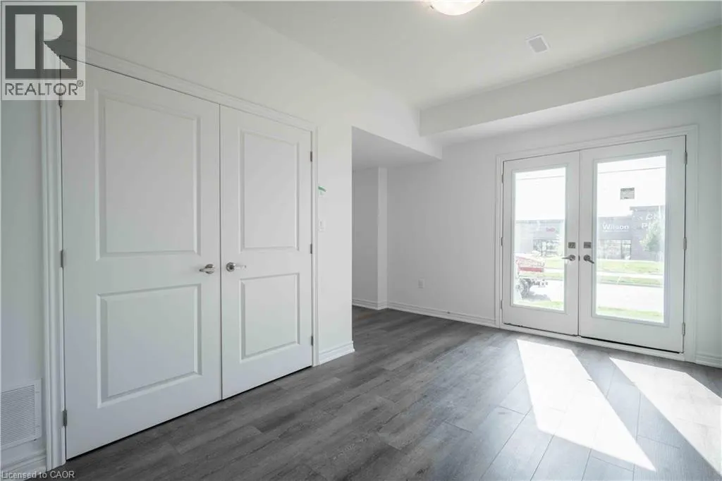 120 COURT Drive Unit# 53, #53