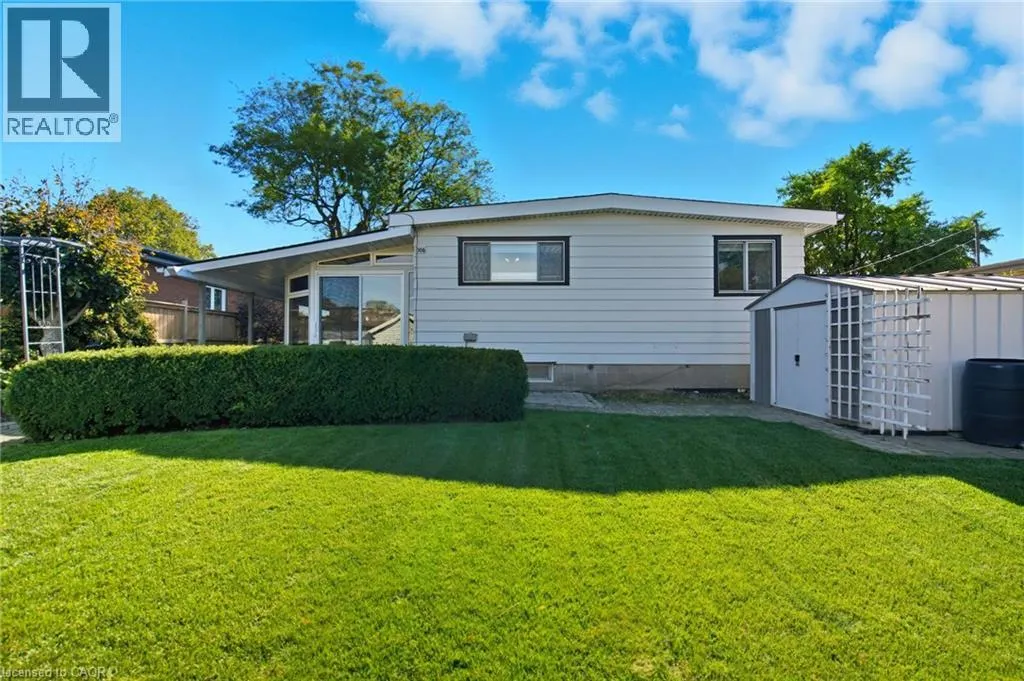 106 FIELDING Crescent