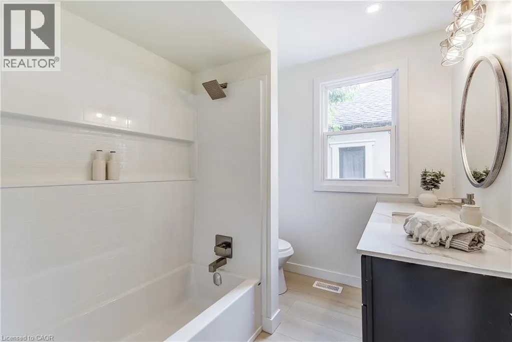 82 WEST 1ST Street
