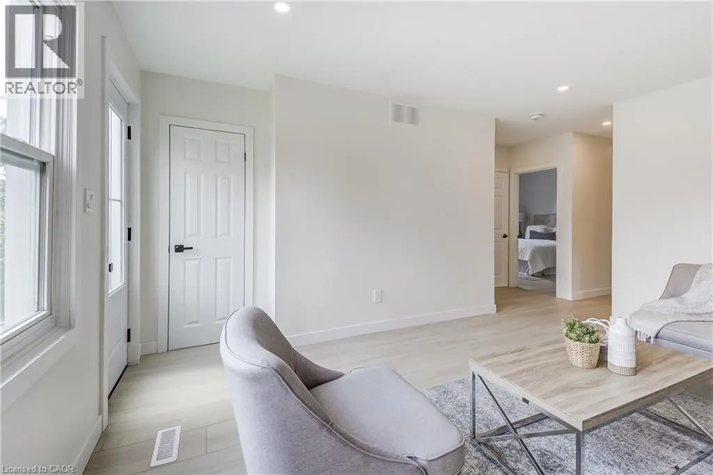 82 WEST 1ST Street