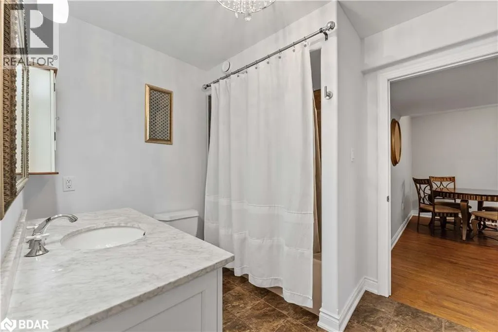 2 HARRY PARKER Place