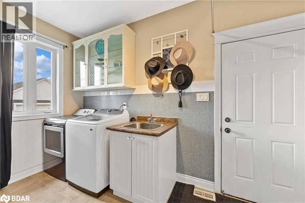 2 HARRY PARKER Place