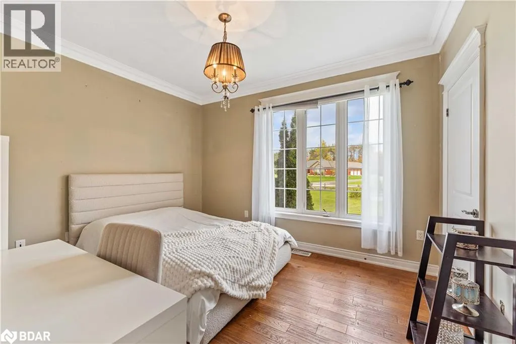 2 HARRY PARKER Place