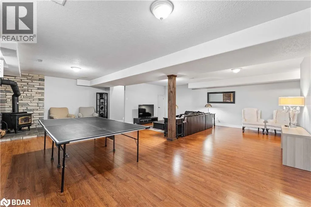 2 HARRY PARKER Place