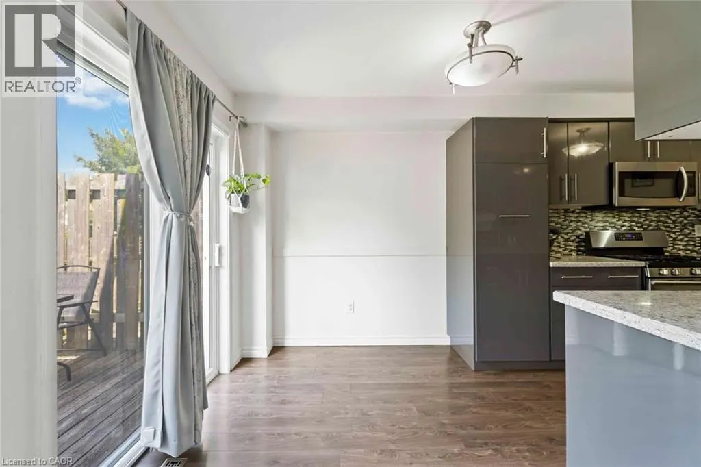 9 LAKESHORE Road Unit# 2, #2