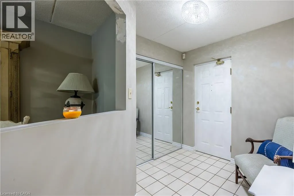 5 MILL POND Court Unit# 206, #206