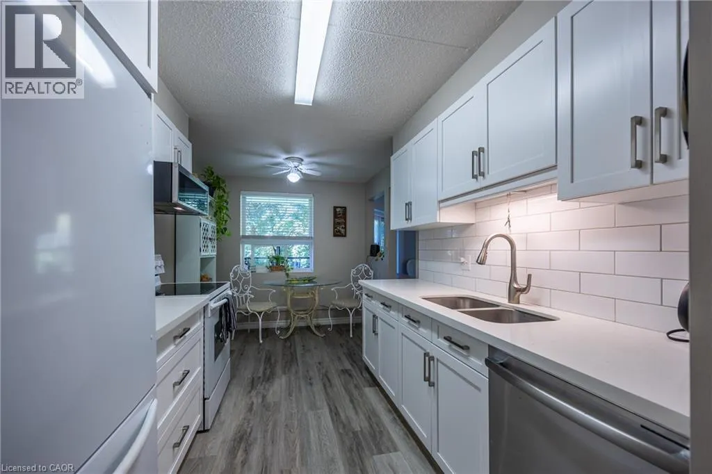 5 MILL POND Court Unit# 206, #206