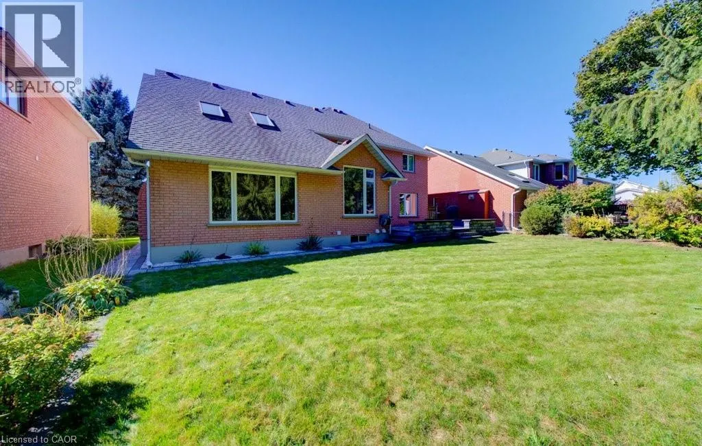 610 STONEBURY Crescent