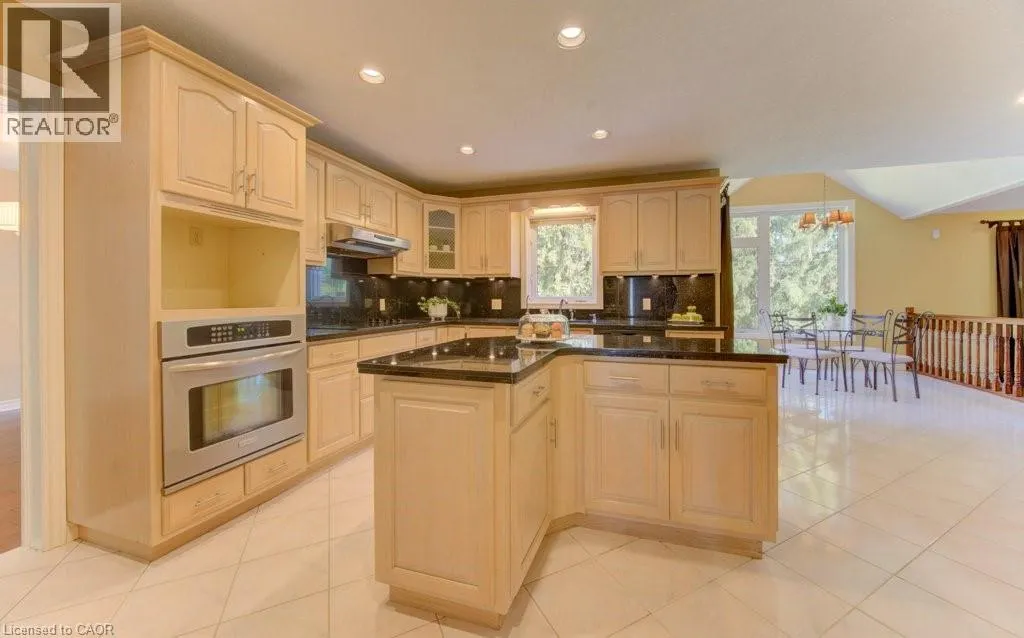 610 STONEBURY Crescent