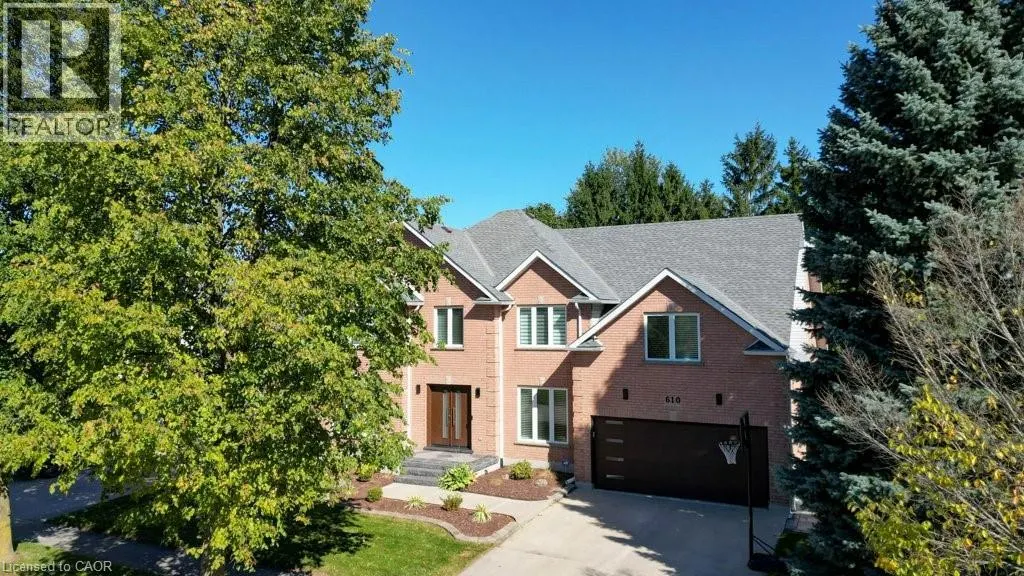 610 STONEBURY Crescent