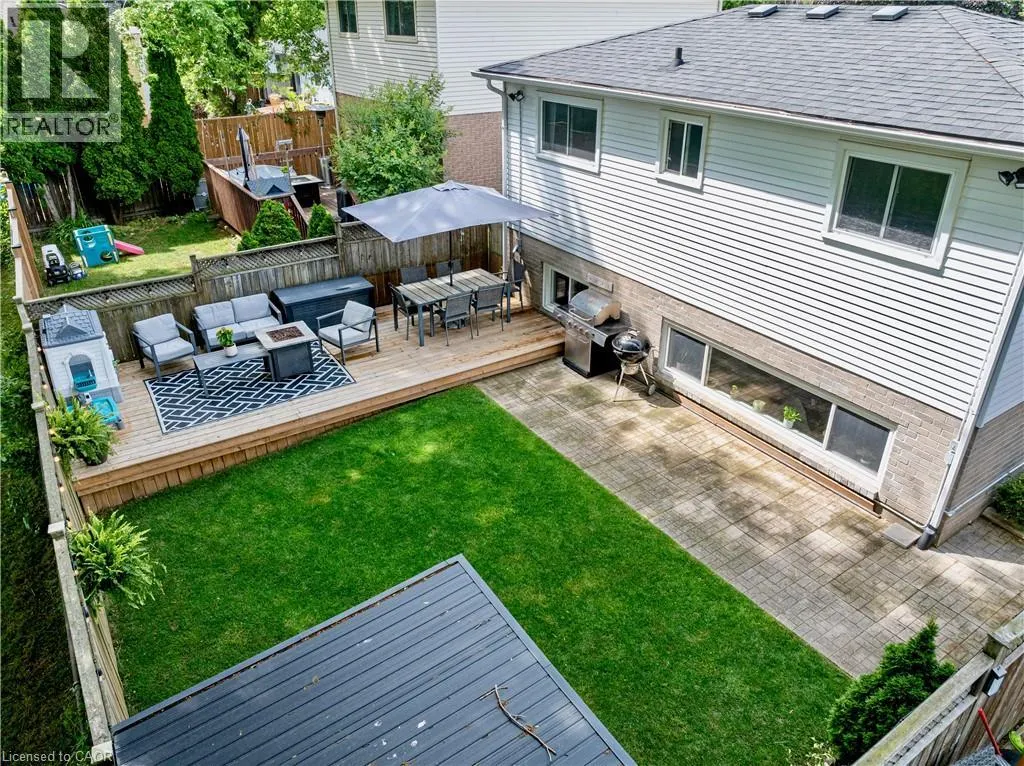 57 SANDRA Crescent