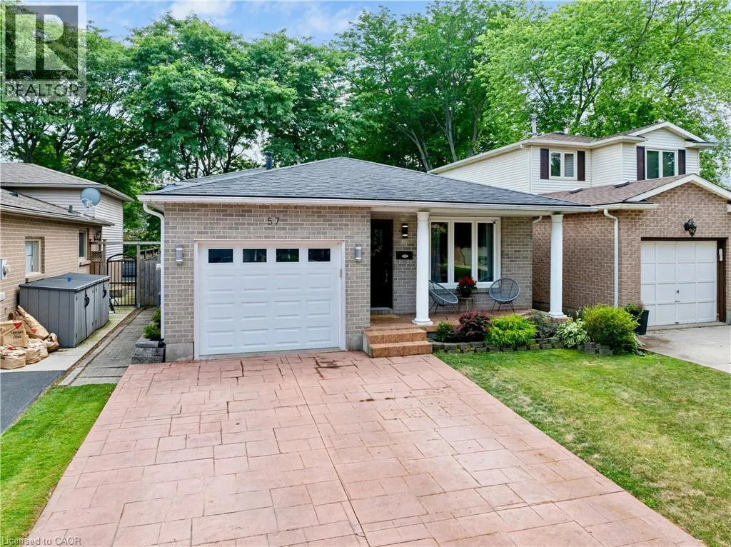57 SANDRA Crescent