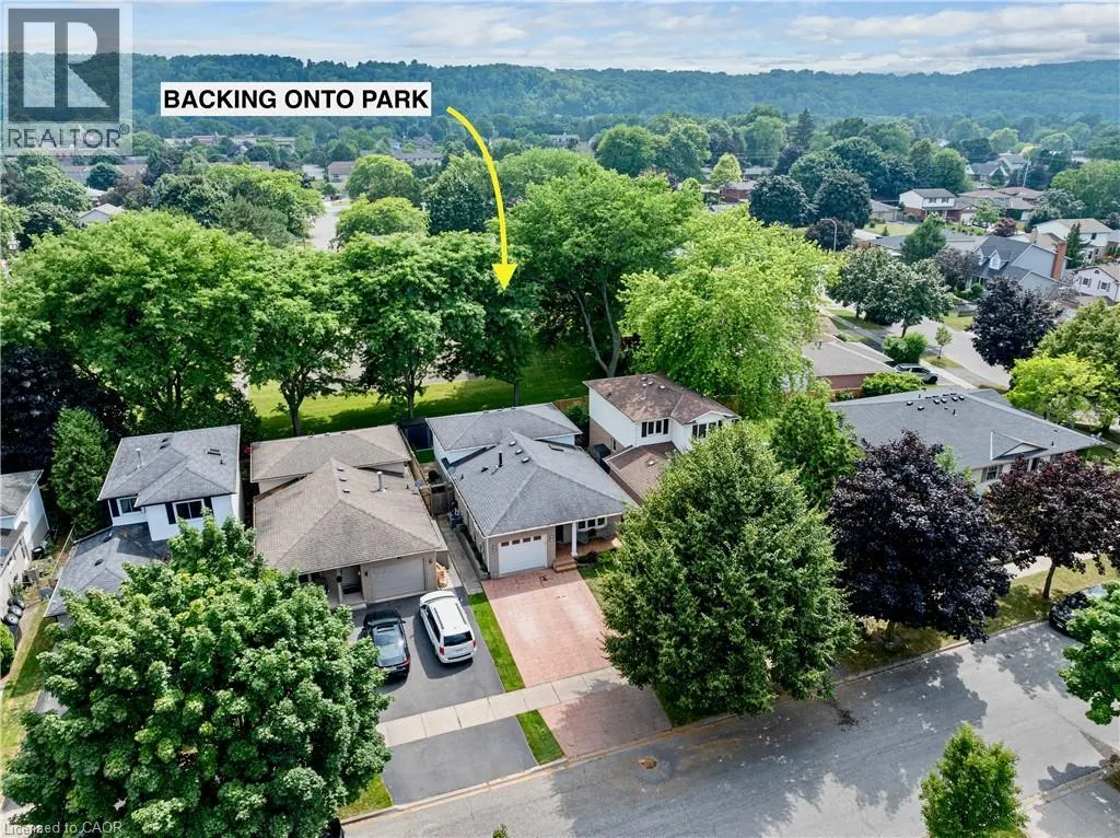 57 SANDRA Crescent
