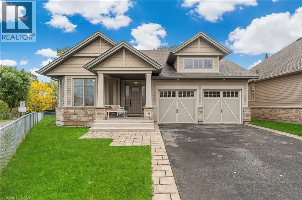 5 OAKDALE Boulevard