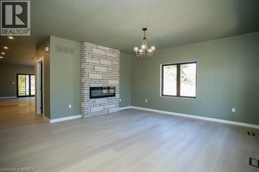 7 SCOTT Drive