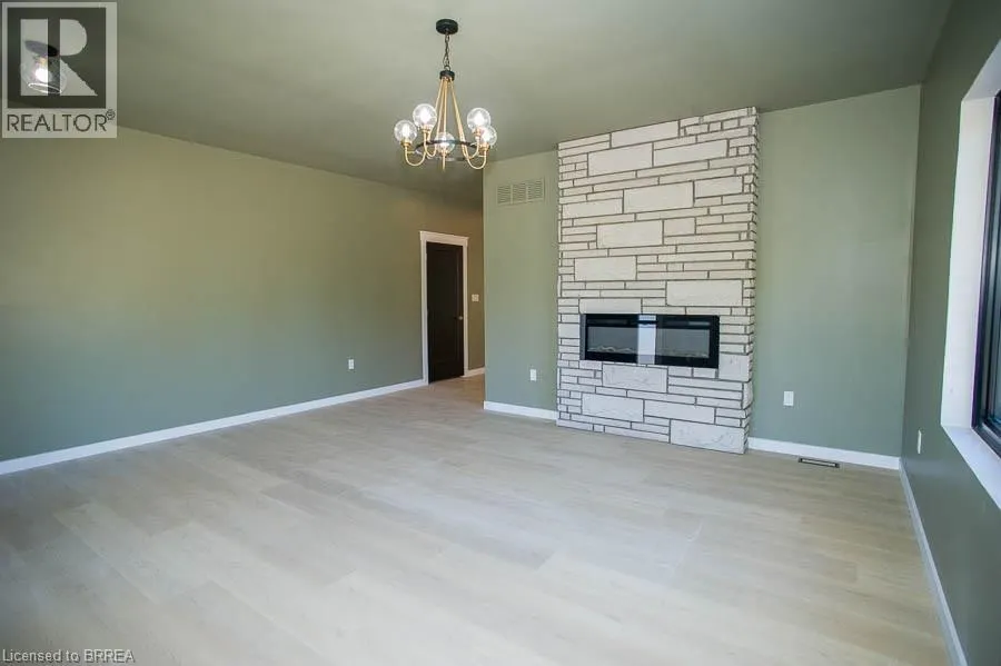 7 SCOTT Drive