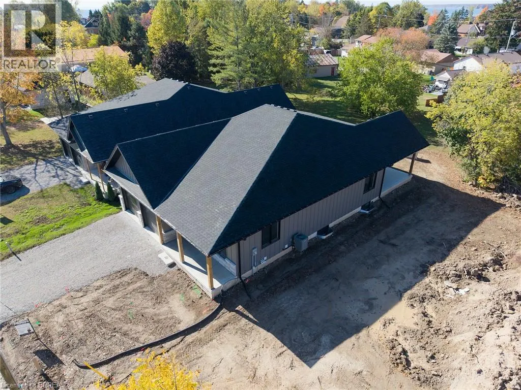 7 SCOTT Drive