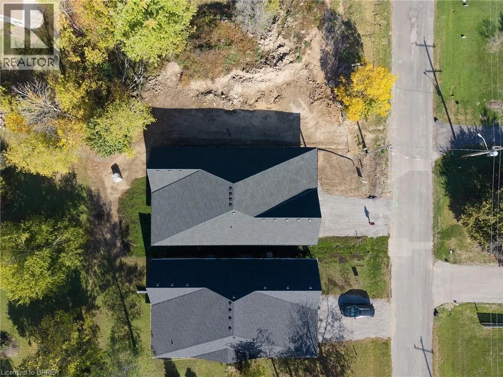 7 SCOTT Drive