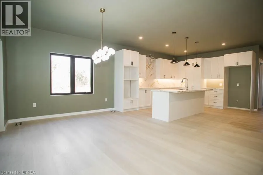 7 SCOTT Drive