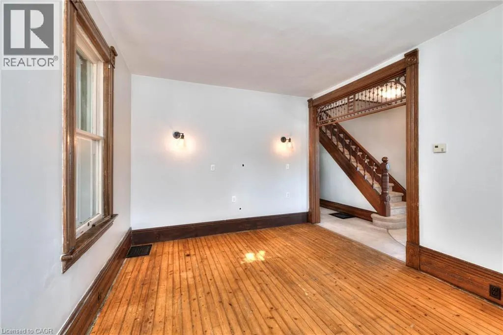 21 HURON Road