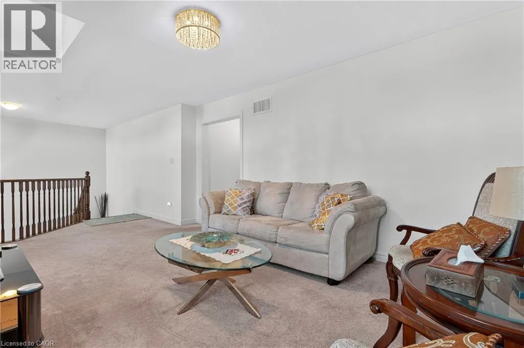 411 LINDEN Drive