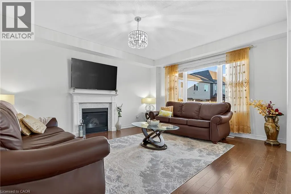 411 LINDEN Drive