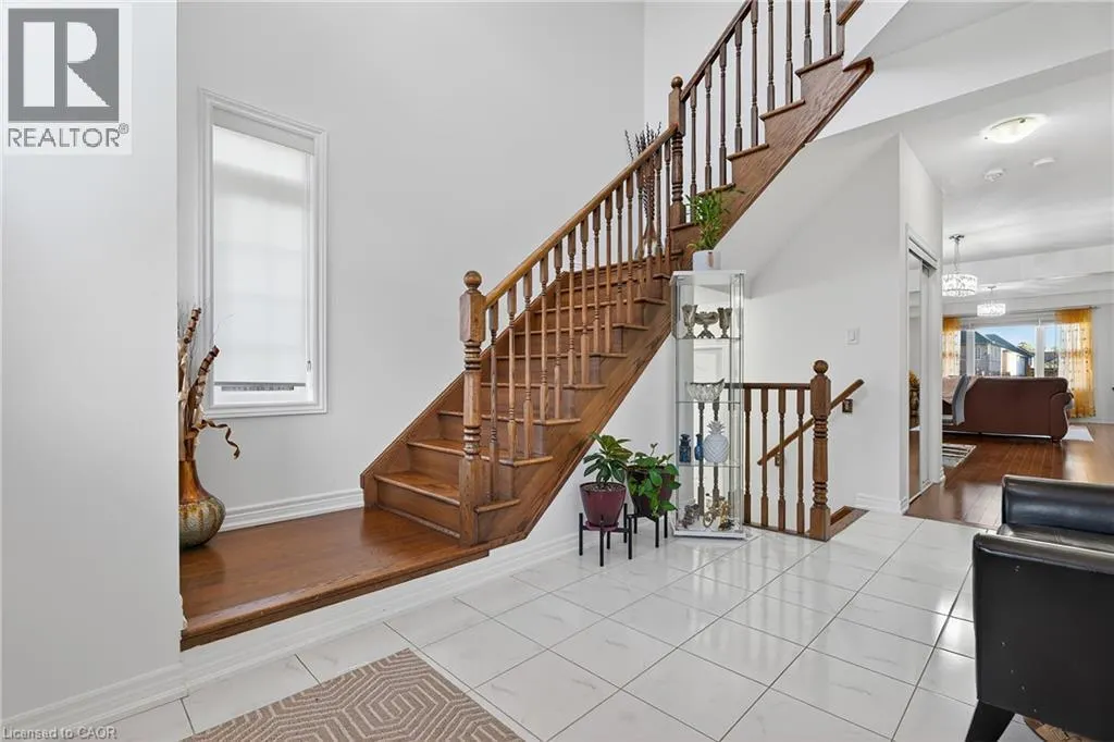 411 LINDEN Drive