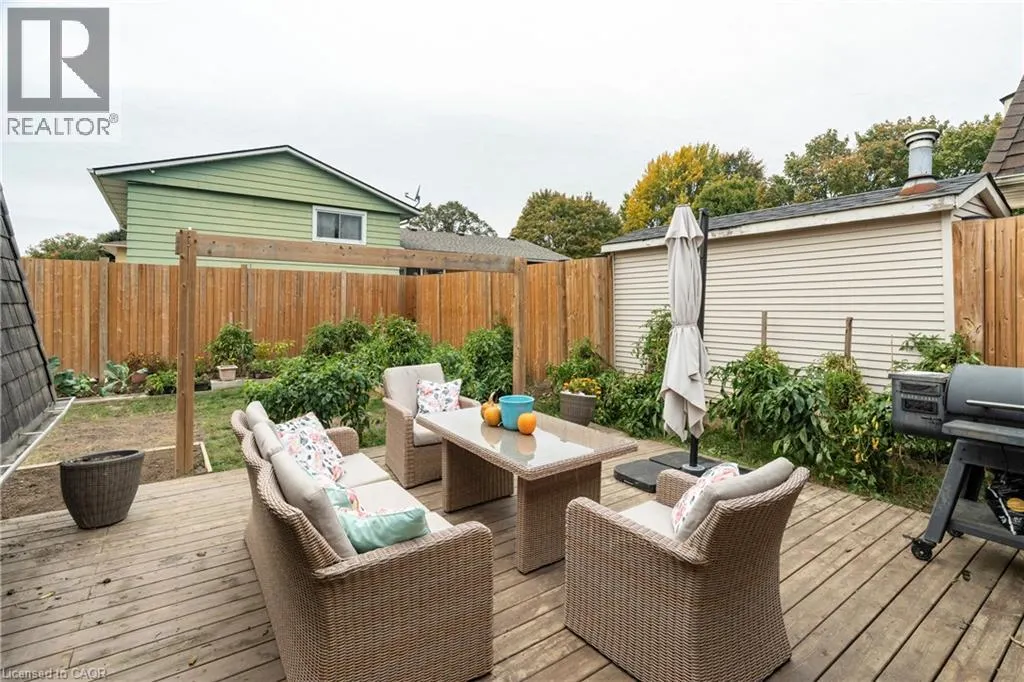 5 BEECHWOOD Avenue