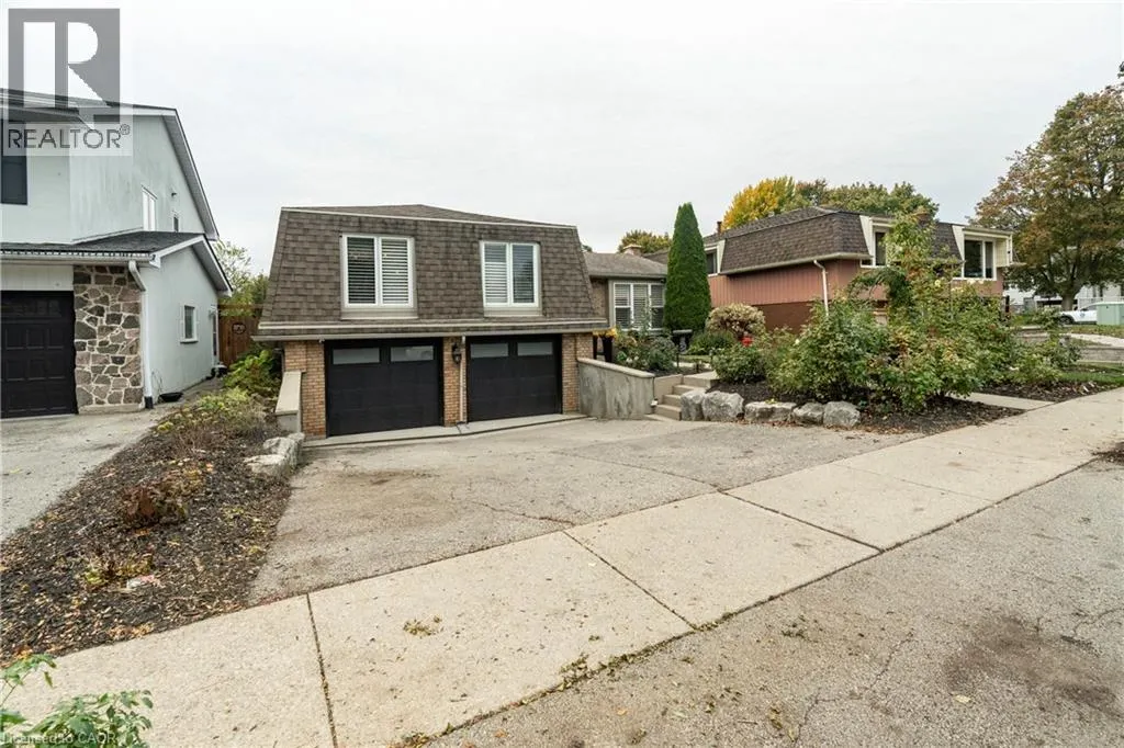 5 BEECHWOOD Avenue
