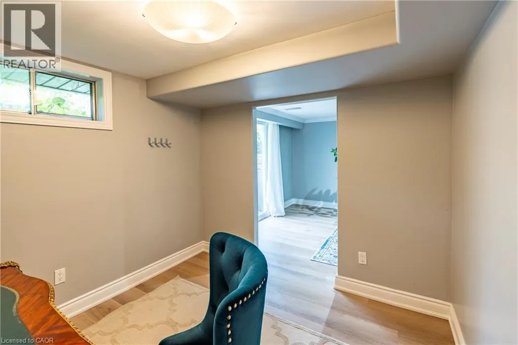5 BEECHWOOD Avenue