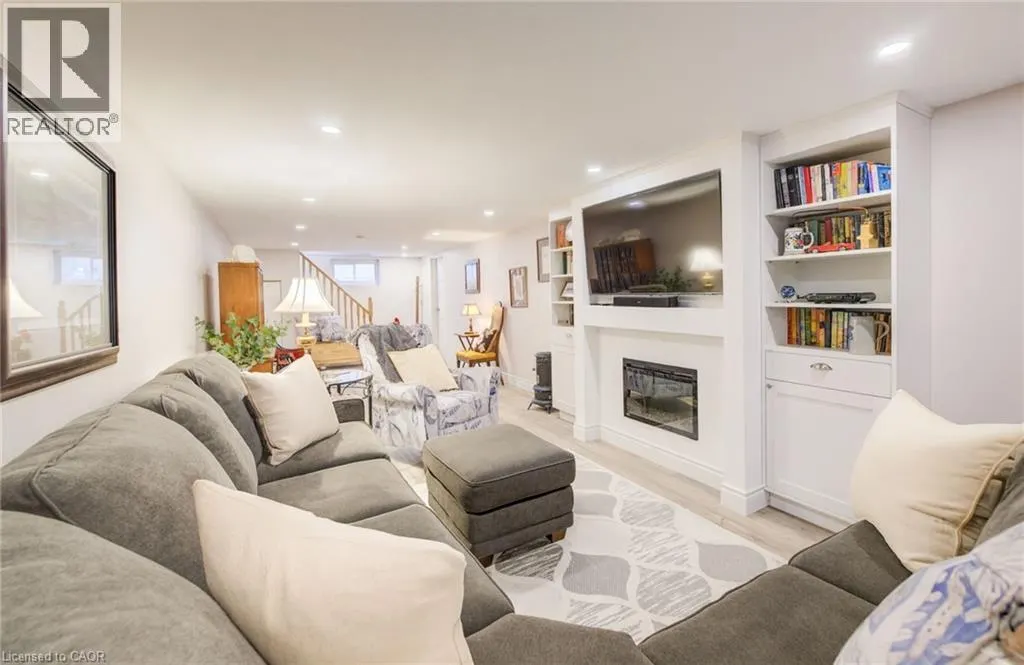 116 BONIFACE Avenue
