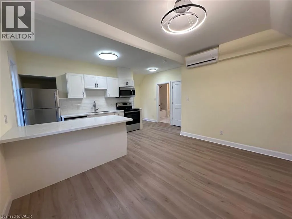 315 WELLINGTON Street N Unit# 2, #2