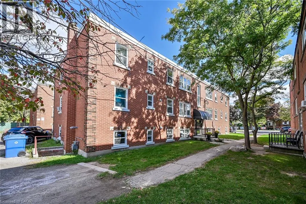 5 APPLEWOOD Avenue Unit# 1, #1