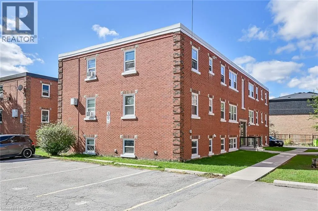 5 APPLEWOOD Avenue Unit# 1, #1