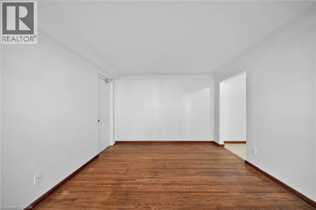 5 APPLEWOOD Avenue Unit# 1, #1