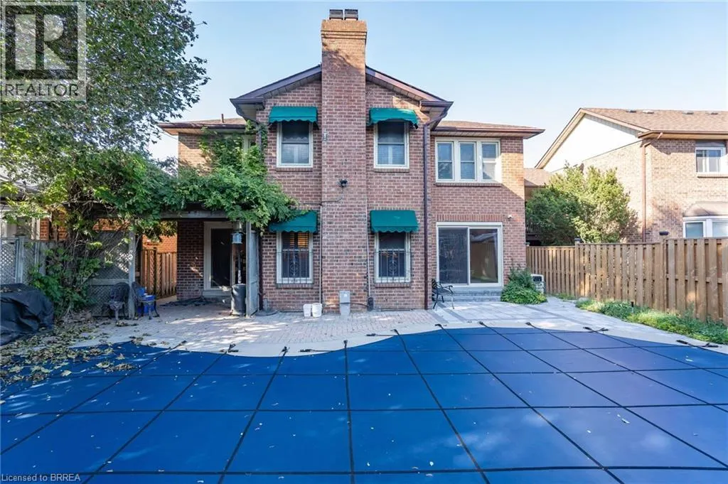 972 GABLEHURST Crescent