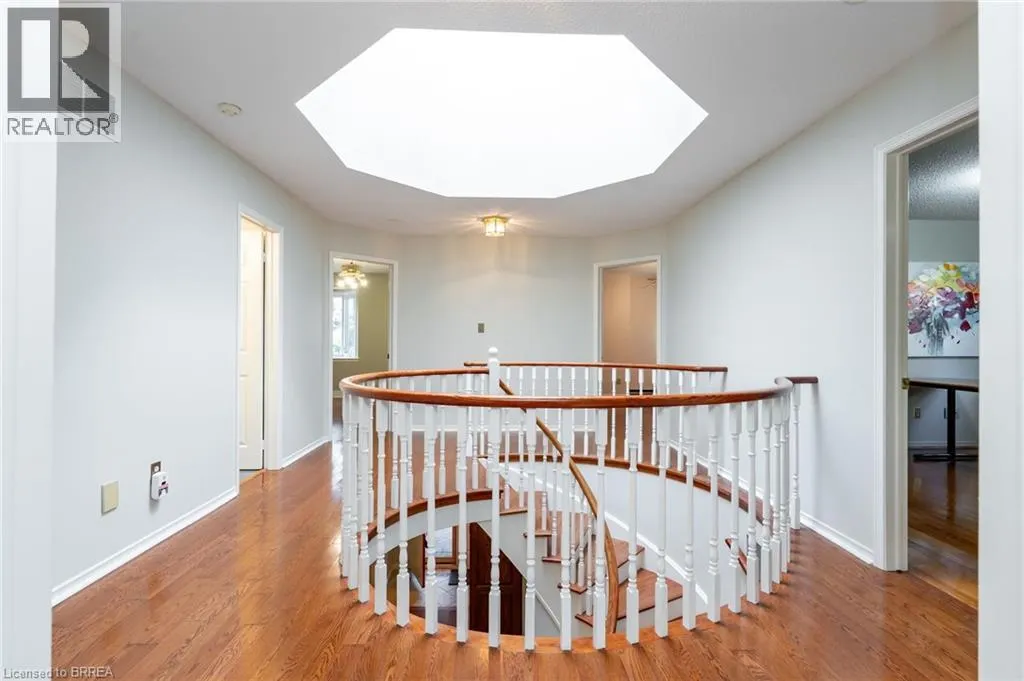972 GABLEHURST Crescent