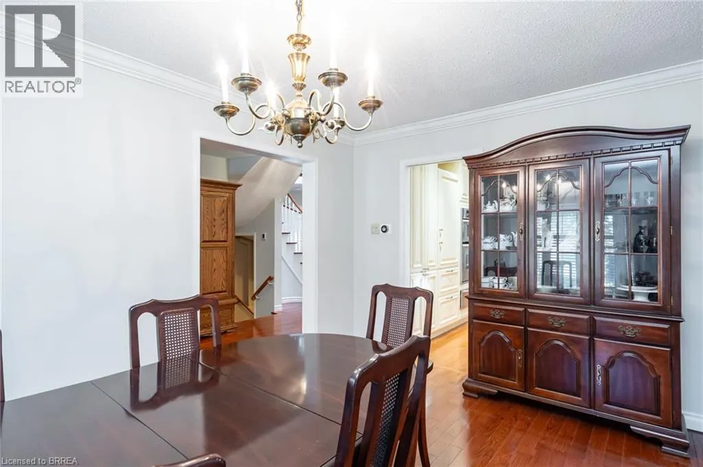 972 GABLEHURST Crescent