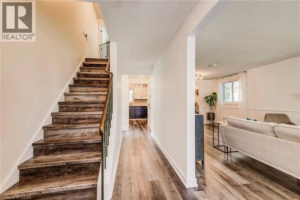 98 ROLLING MEADOWS Drive