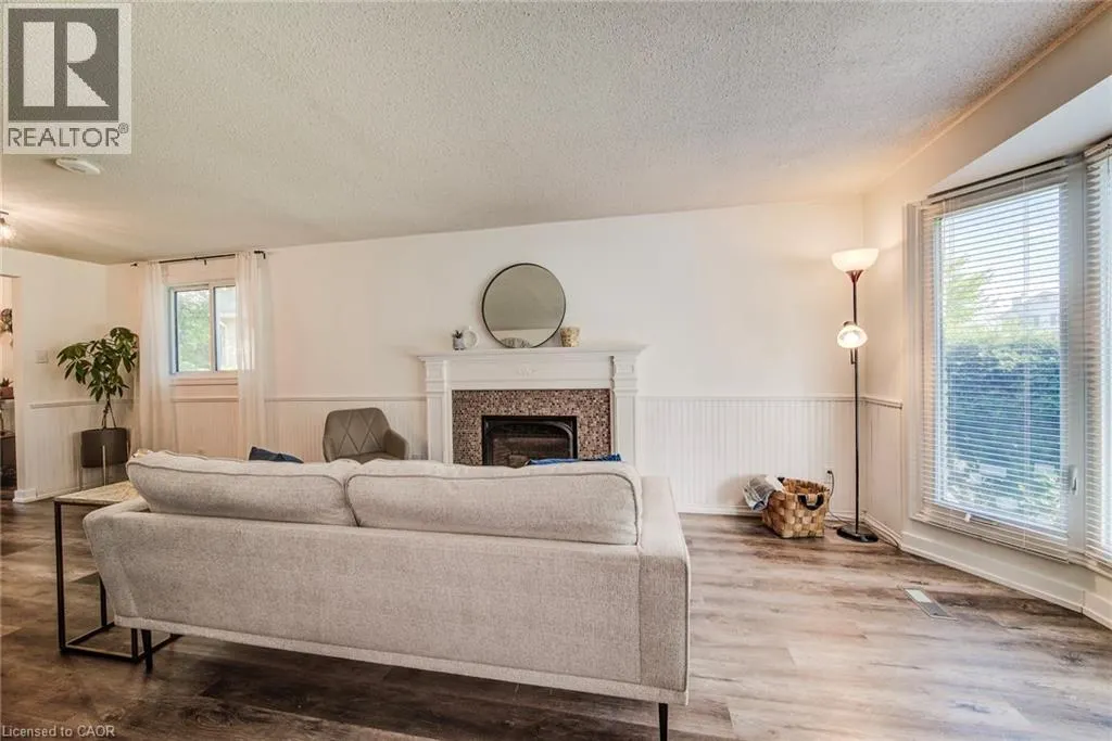 98 ROLLING MEADOWS Drive